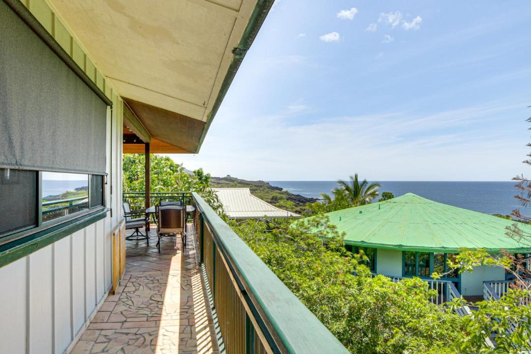 Photo of Patio Balcony in Kona Paradise