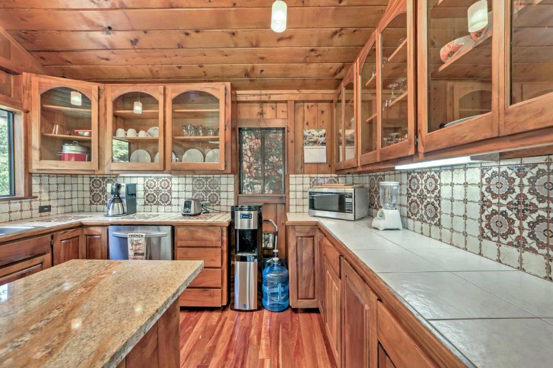 Photo of Kitchen in Keaau