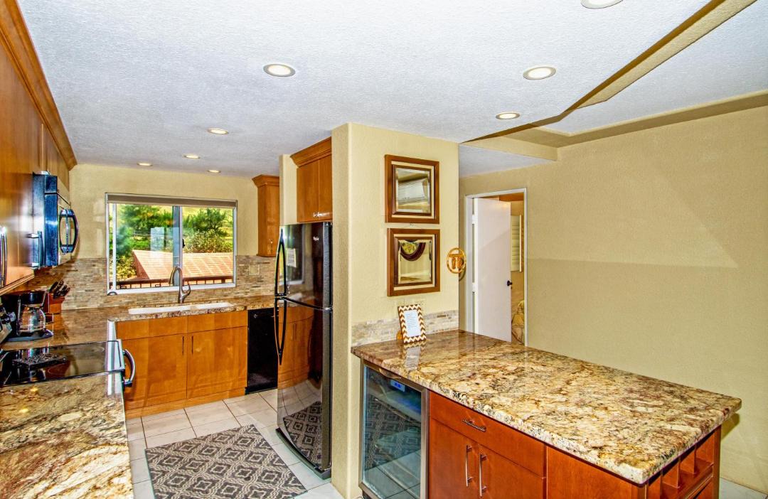 Photo of Kitchen in Maalaea