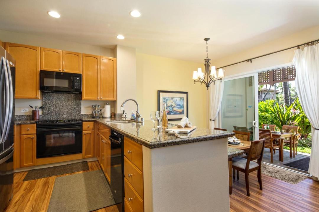 Photo of Kitchen in Waikoloa