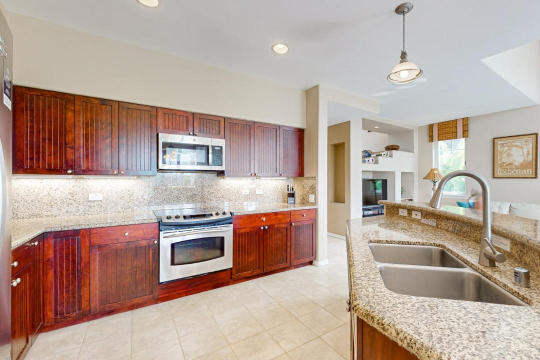 Photo of Kitchen in Waikoloa