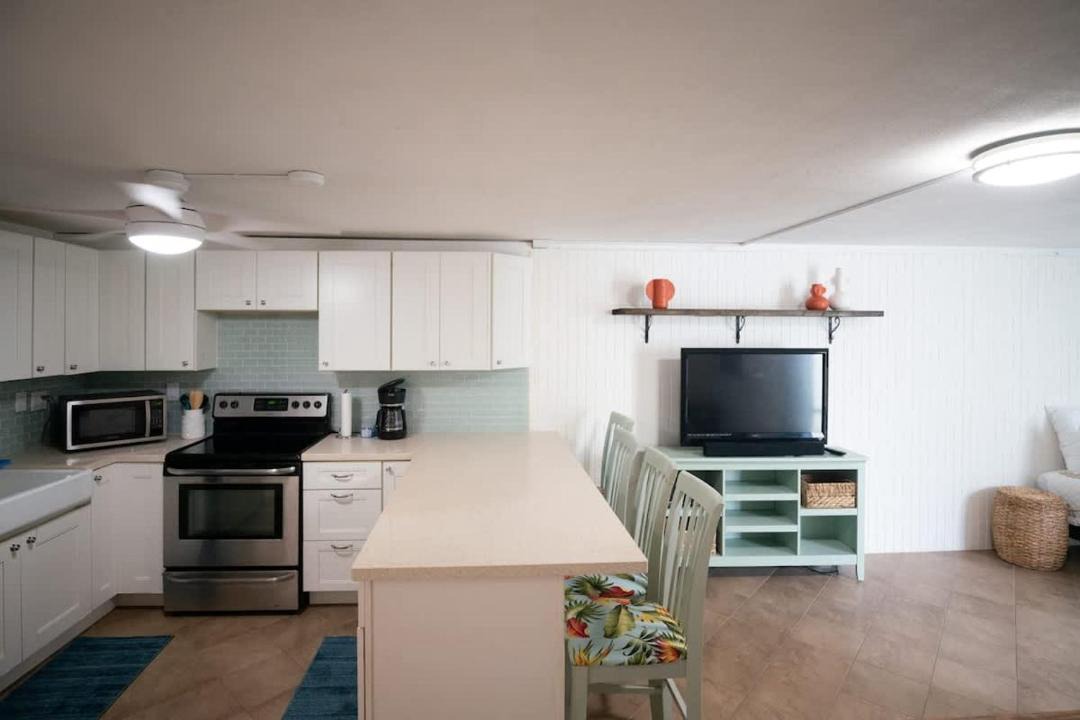 Photo of Kitchen in Punaluu