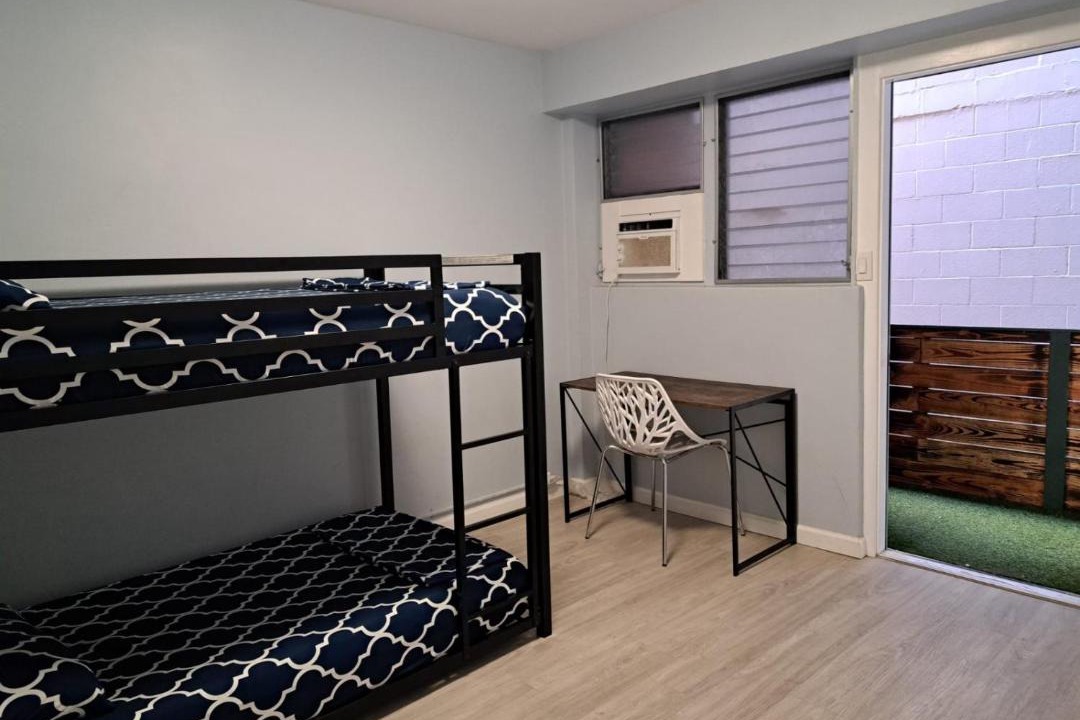 Photo of Bedroom in Waikiki