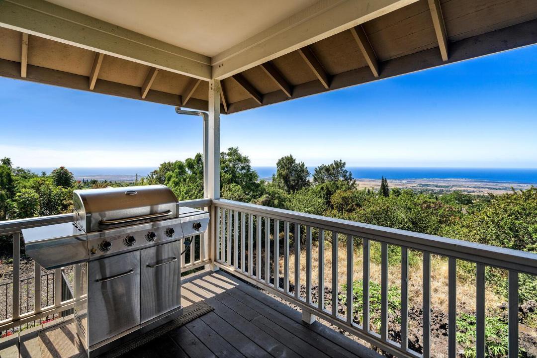 Photo of Patio Balcony in Kona Palisades