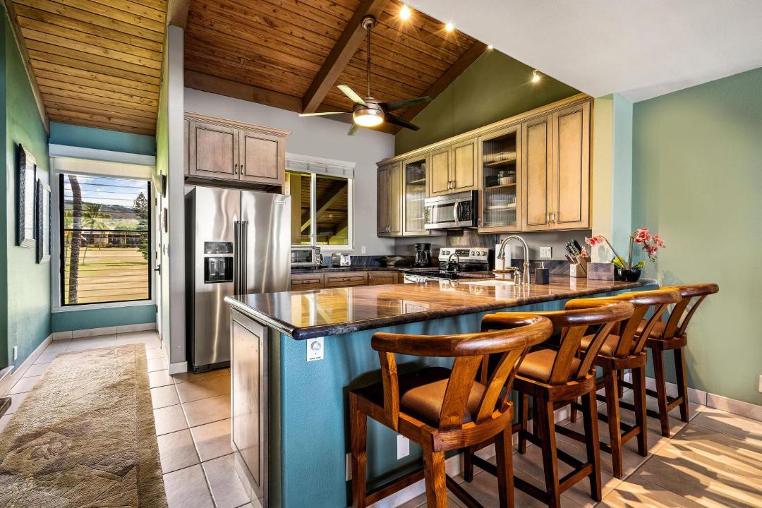 Photo of Kitchen in Kahaluu Bay