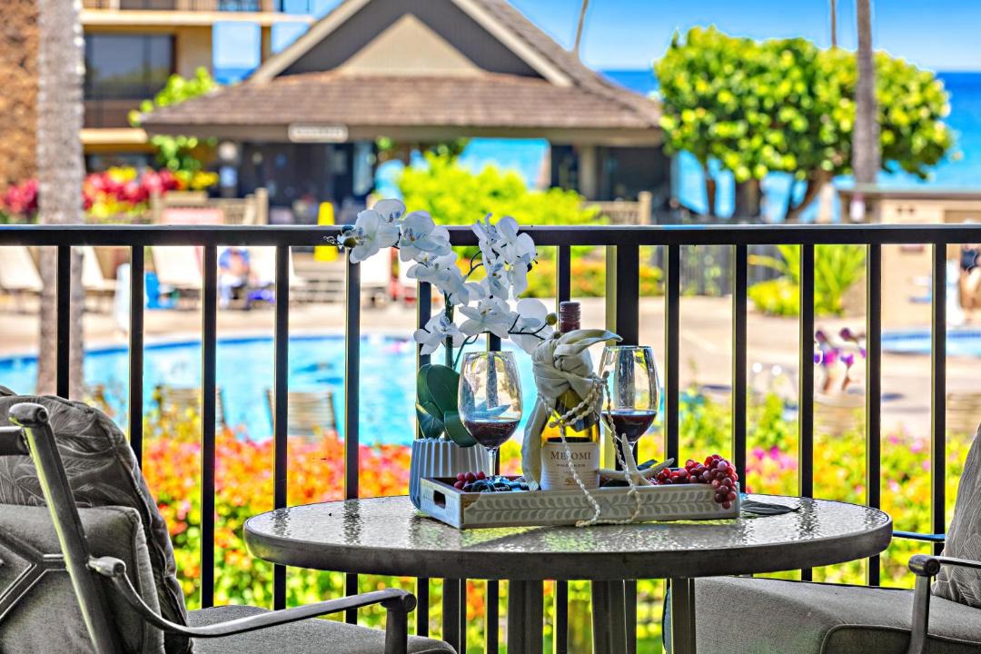 Photo of Patio Balcony in Historic Lahaina Front Street