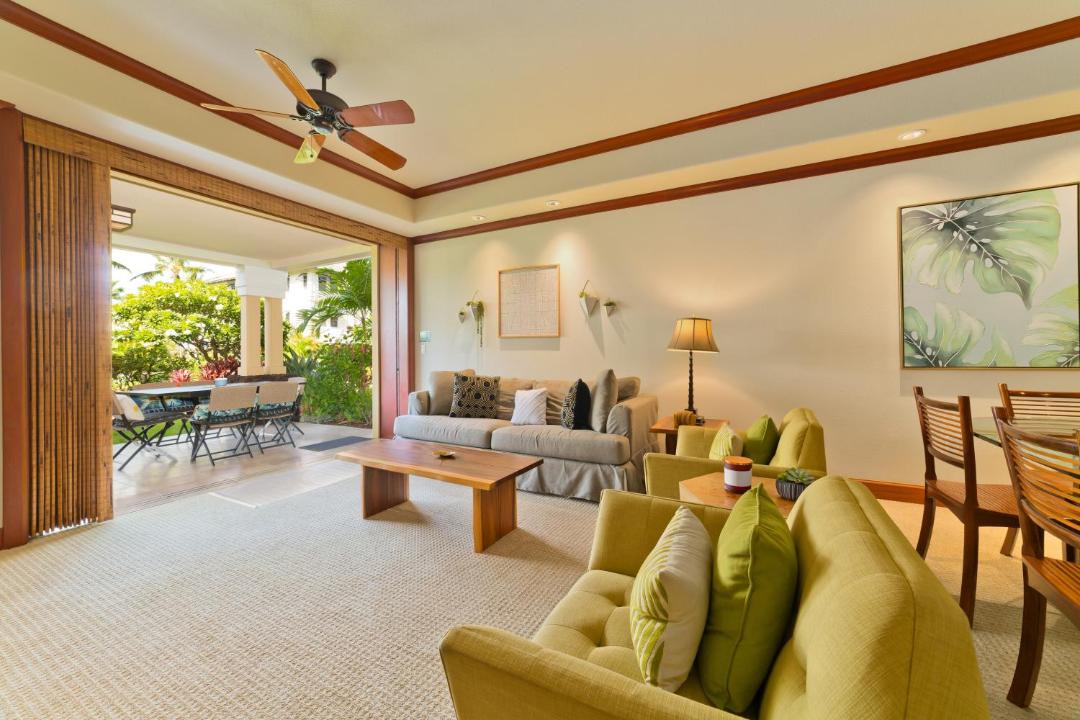 Photo of Livingroom in Waikoloa