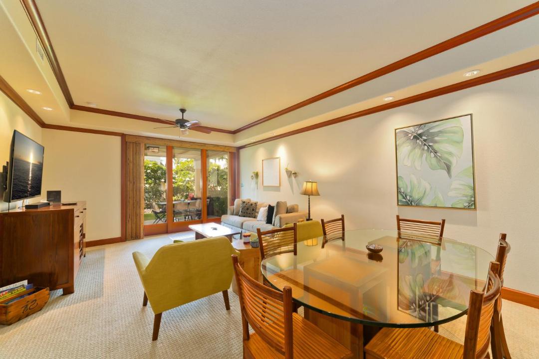 Photo of Livingroom in Waikoloa