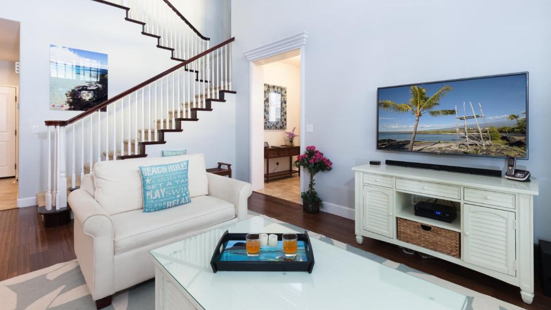 Photo of Livingroom in Kulalani
