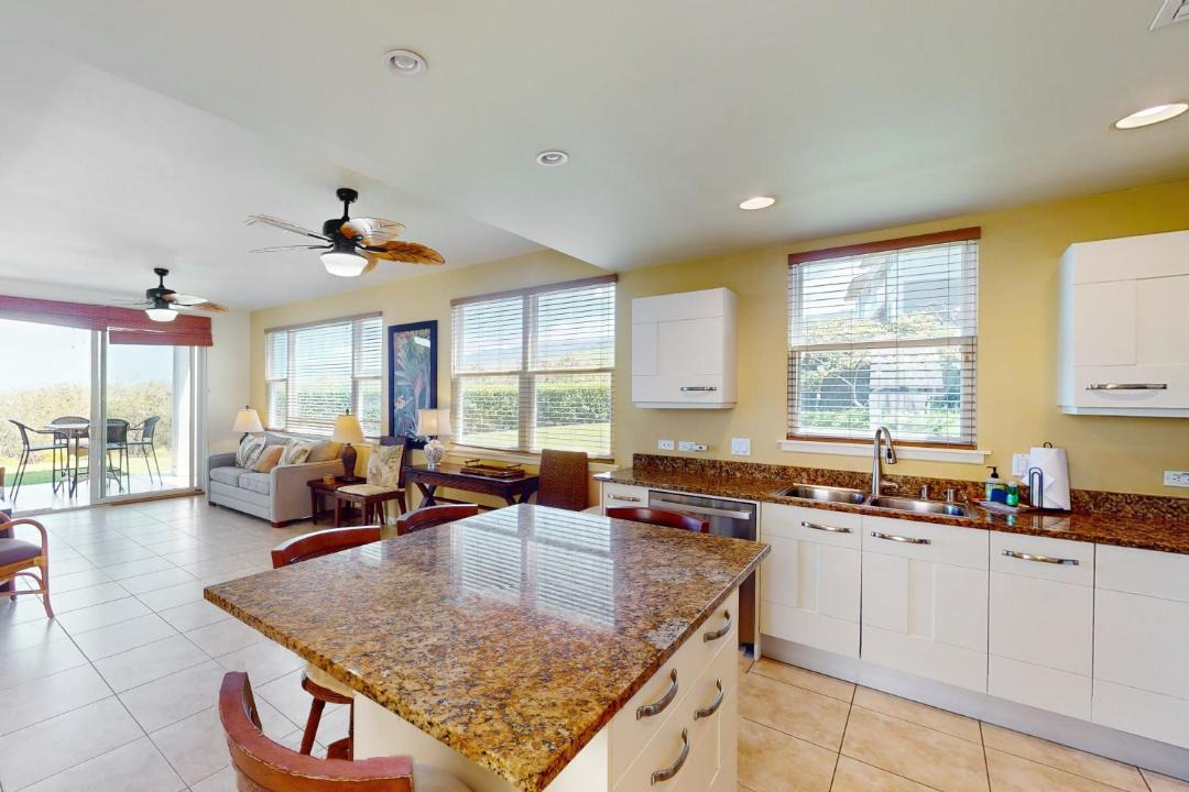 Photo of Kitchen in Kahaluu Bay