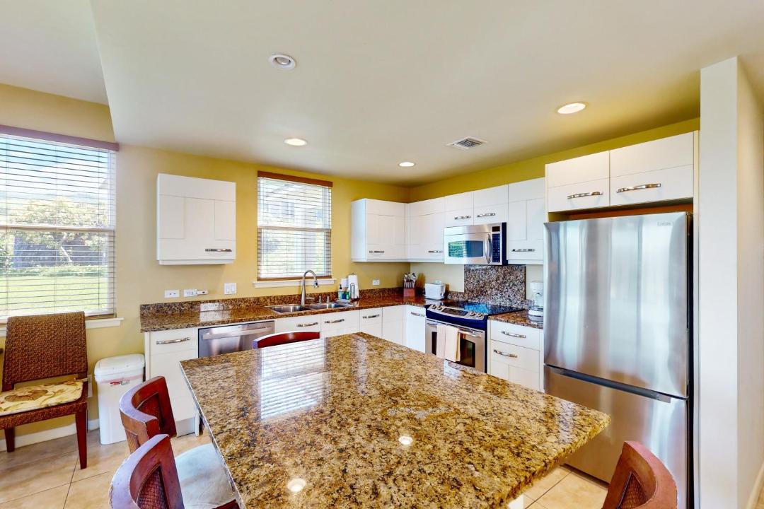Photo of Kitchen in Kahaluu Bay