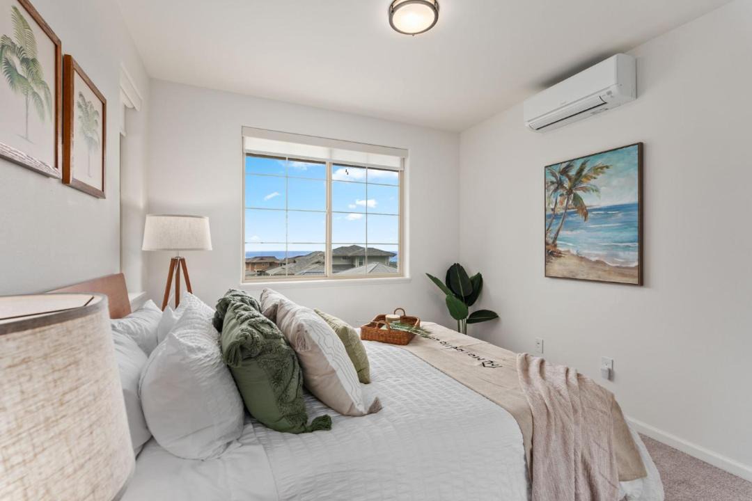 Photo of Bedroom in Makaha Valley