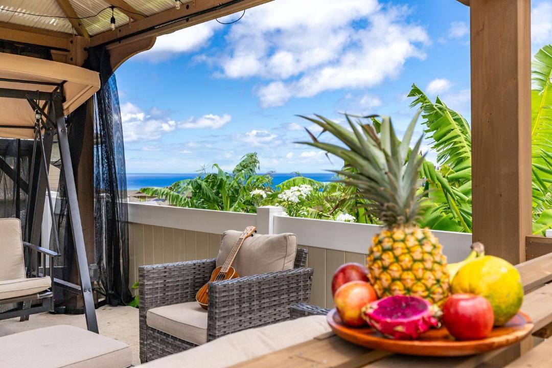 Photo of Patio Balcony in Makaha Valley
