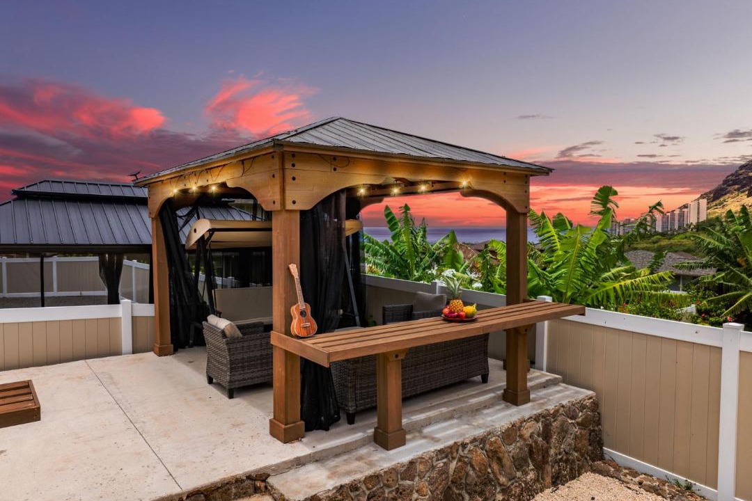 Photo of Patio Balcony in Makaha Valley