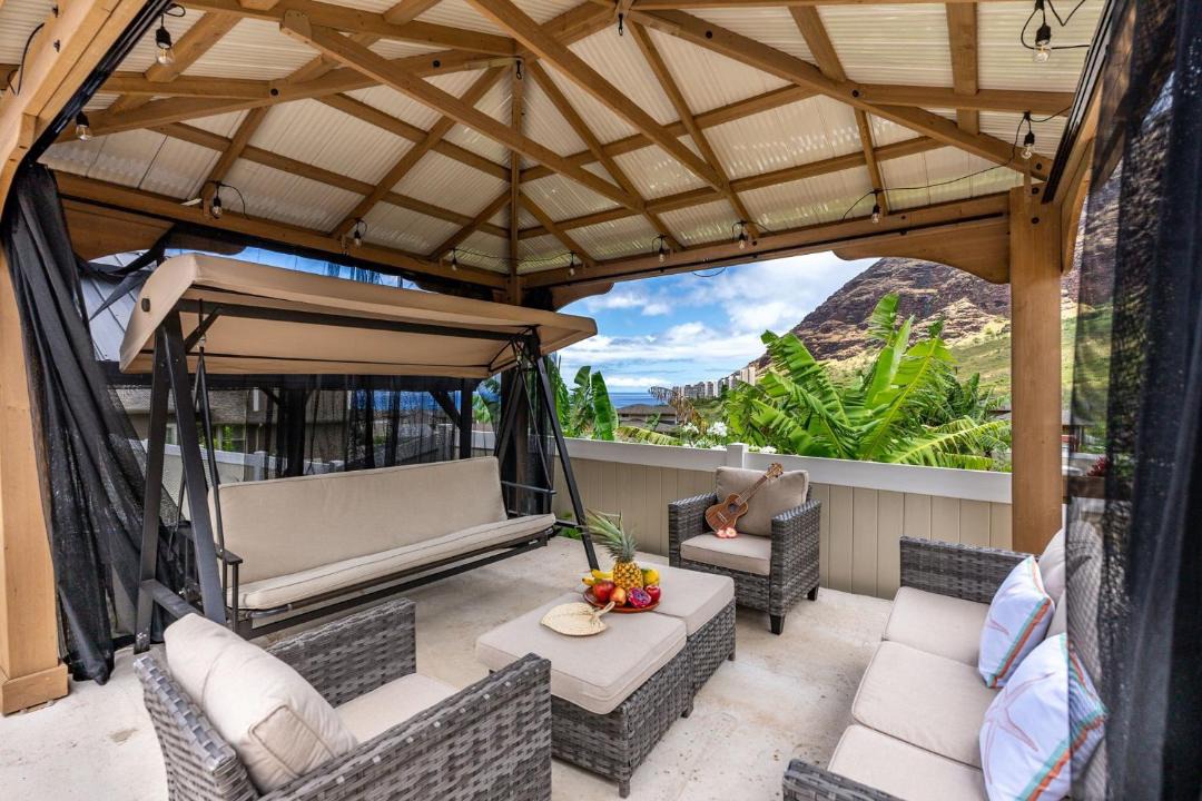 Photo of Patio Balcony in Makaha Valley