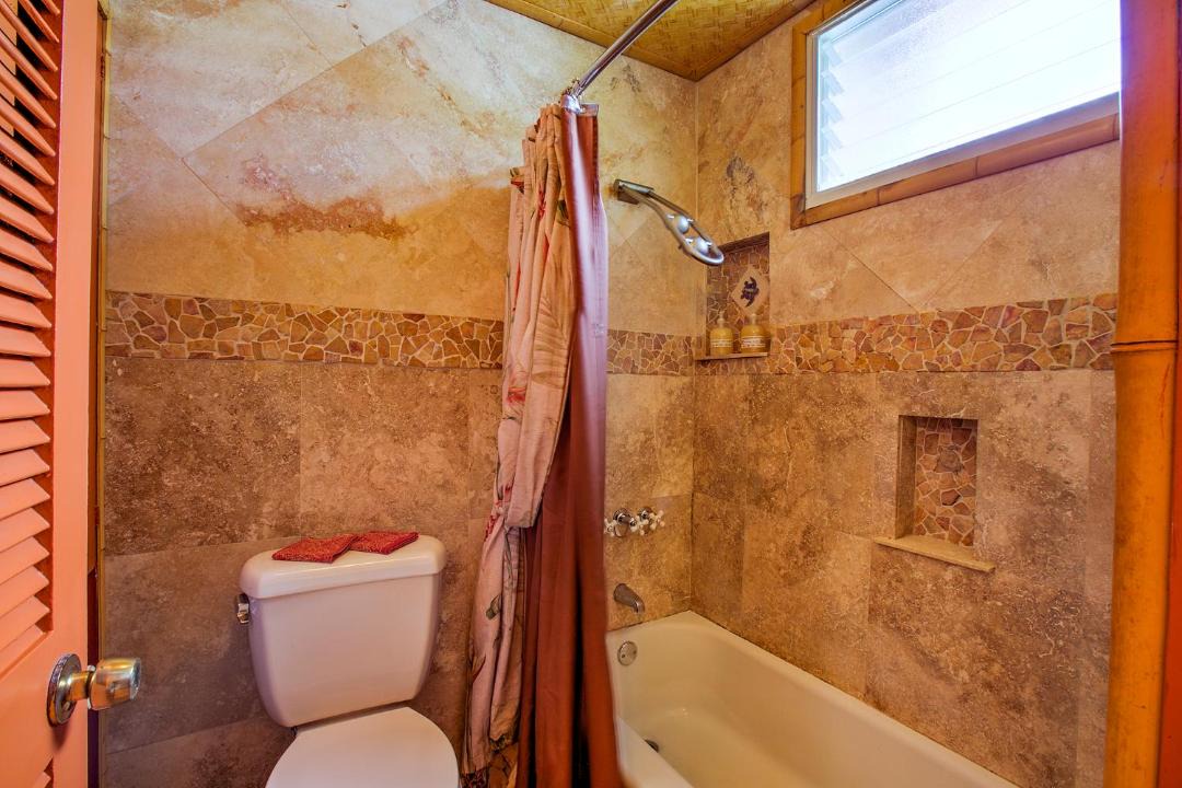 Photo of Bathroom in Hana