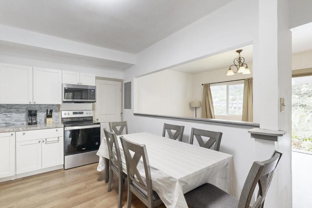 Photo of Kitchen in Kalihi Valley