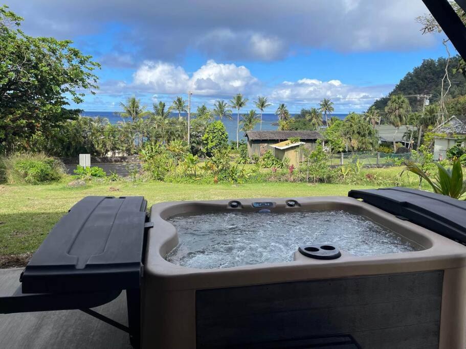Photo of Others in Hana