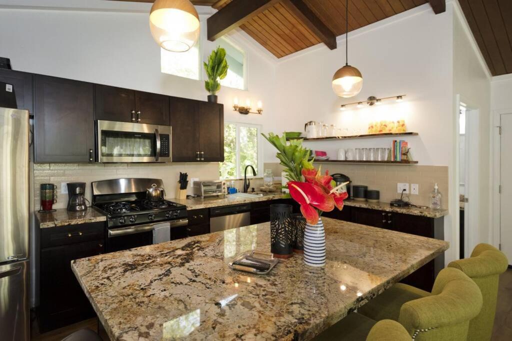 Photo of Kitchen in Ohia Estates