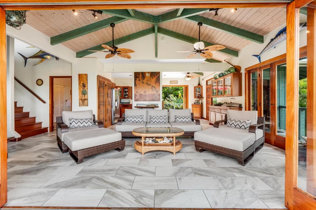 Photo of Livingroom in Honaunau-Napoopoo