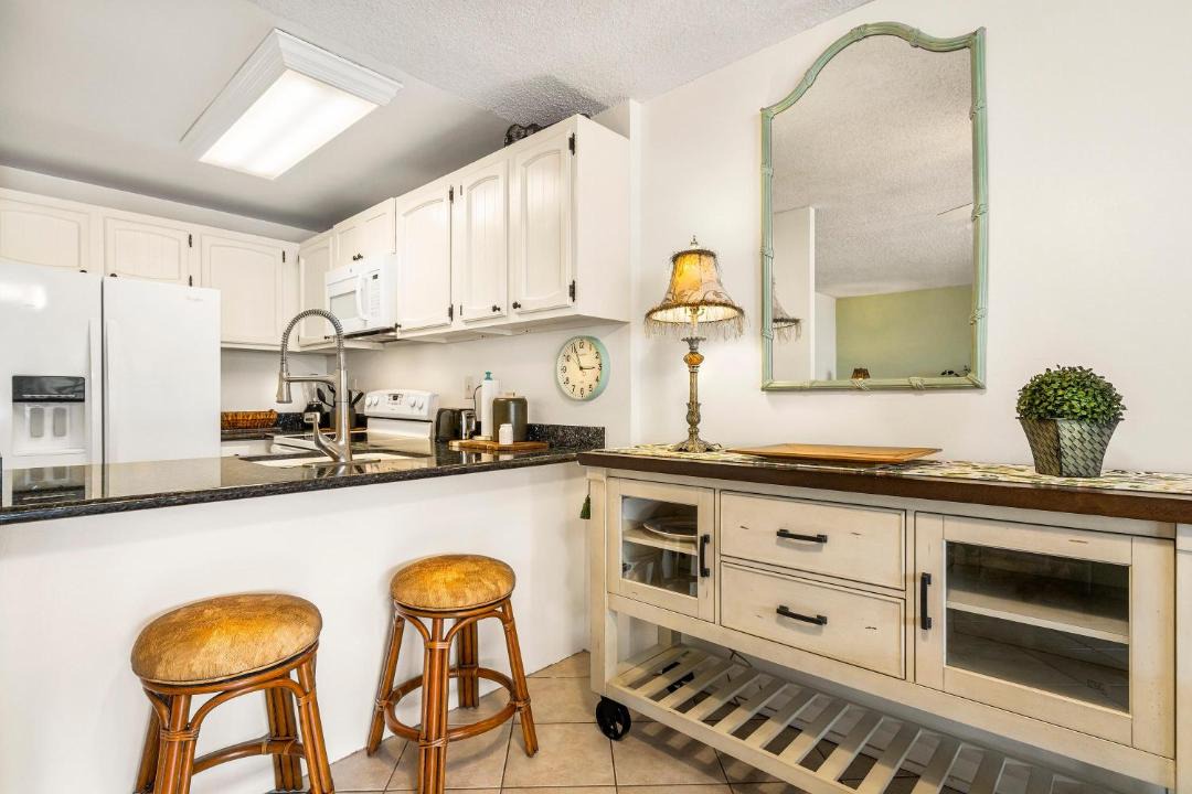 Photo of Kitchen in Historic Kailua Village