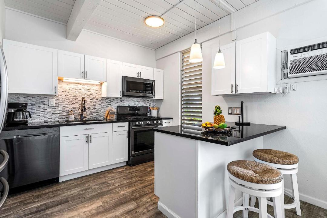 Photo of Kitchen in Historic Kailua Village