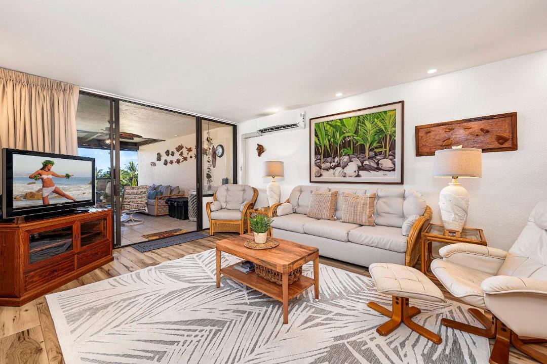 Photo of Livingroom in Keauhou