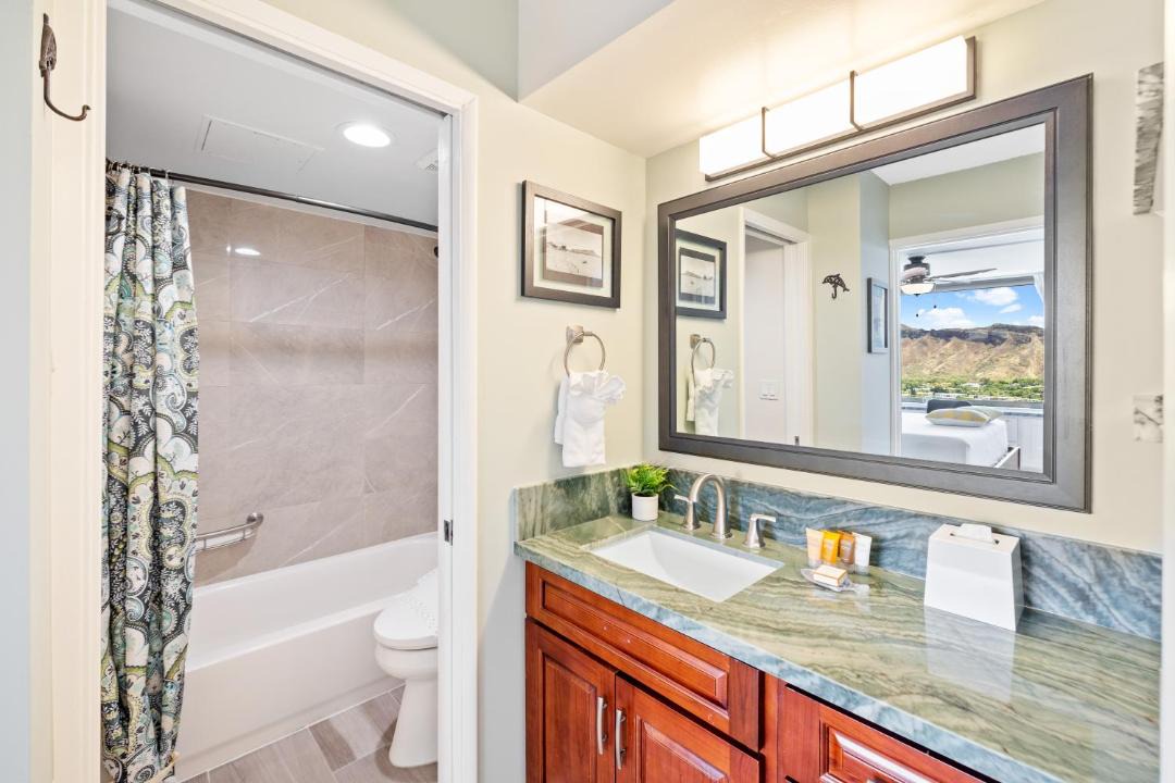 Photo of Bathroom in Waikiki