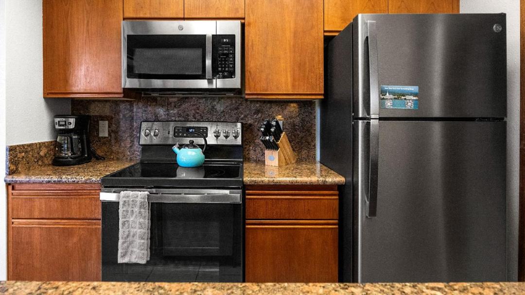 Photo of Kitchen in Waikoloa