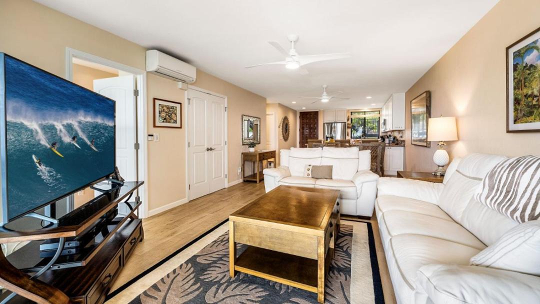 Photo of Livingroom in Keauhou