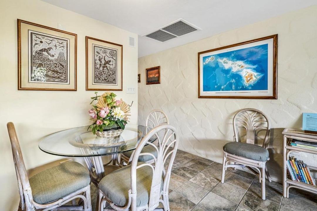 Photo of Livingroom in Kailua-Kona