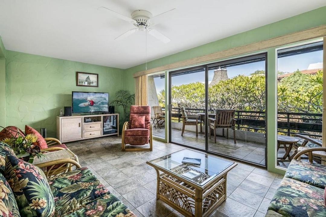 Photo of Livingroom in Kailua-Kona