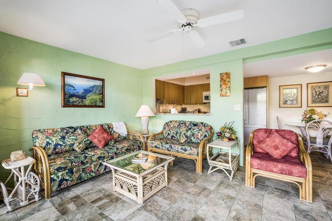 Photo of Livingroom in Kailua-Kona