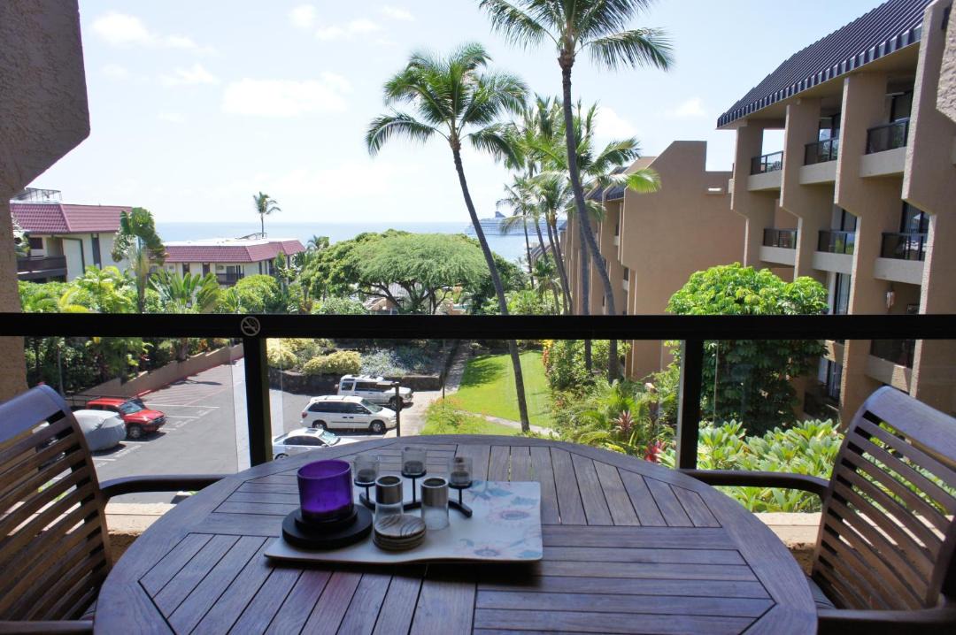Photo of Patio Balcony in Historic Kailua Village