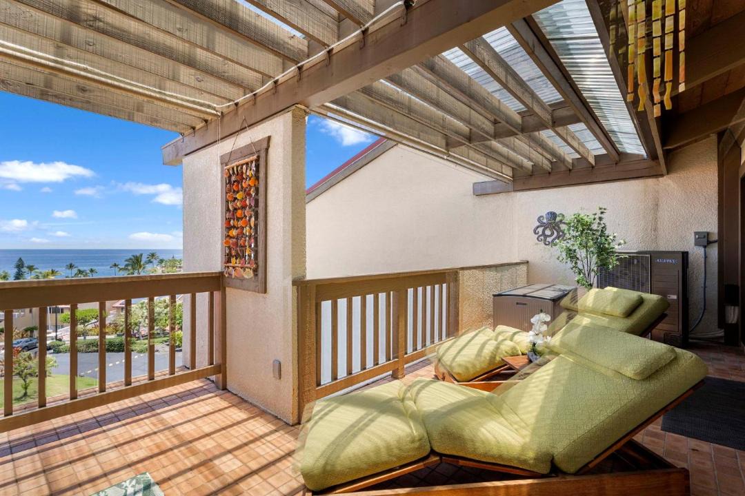 Photo of Patio Balcony in Kahaluu-Keauhou