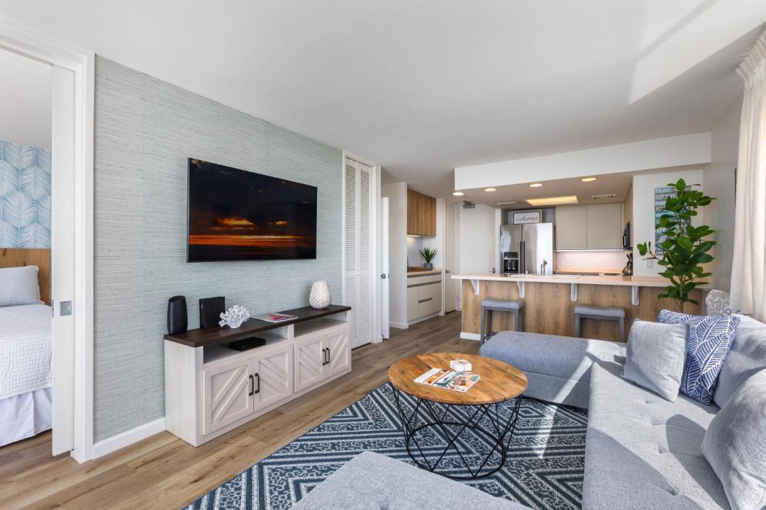 Photo of Livingroom in Waikiki