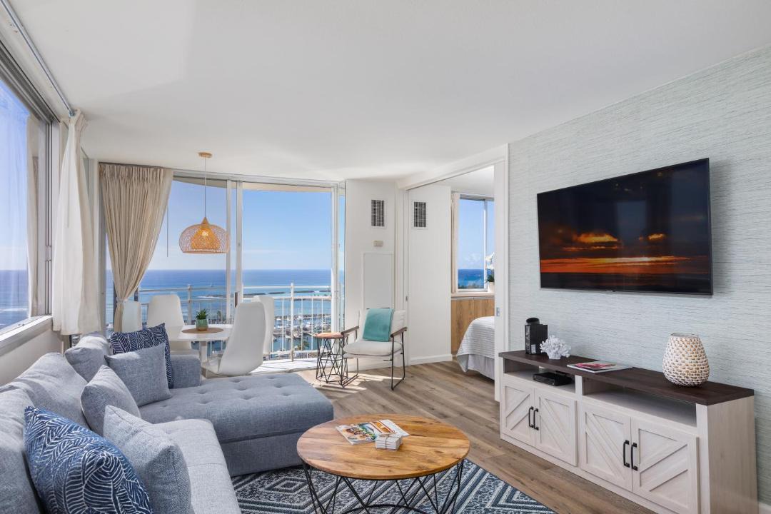 Photo of Livingroom in Waikiki
