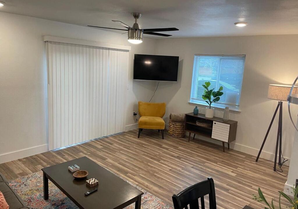 Photo of Livingroom in Wooten