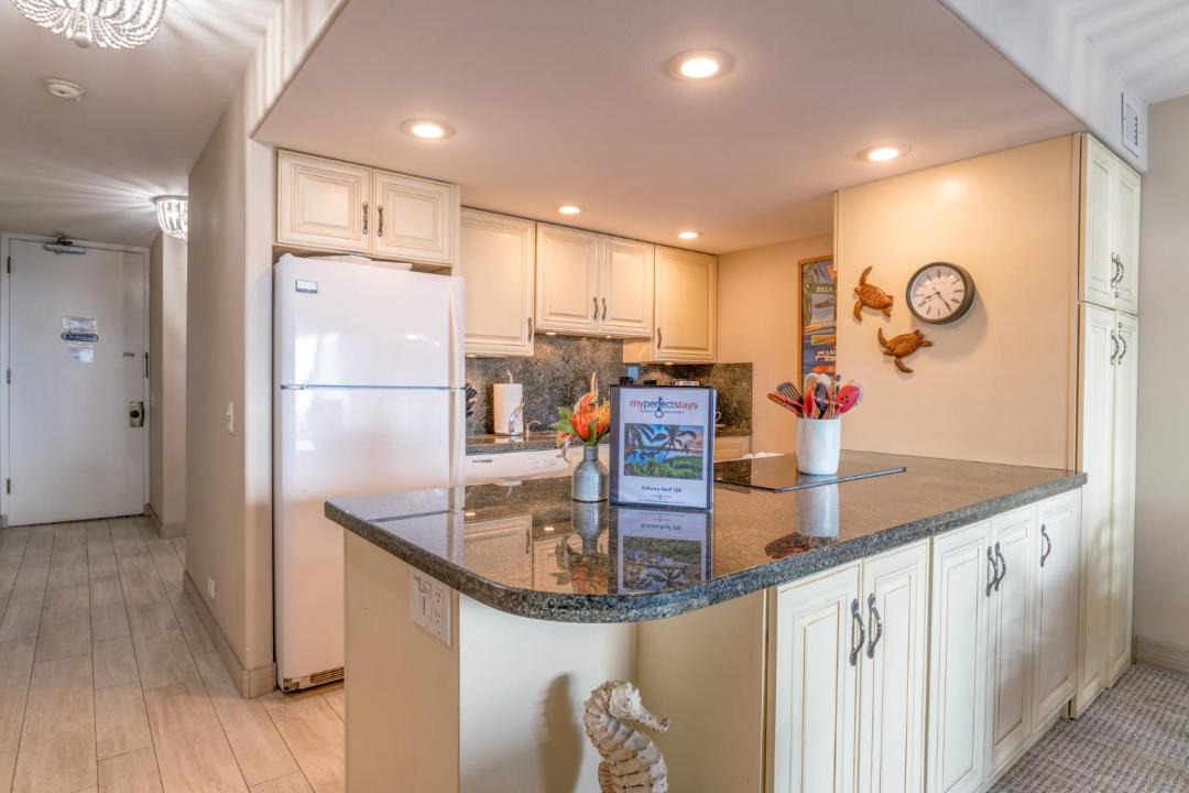 Photo of Kitchen in Kahana