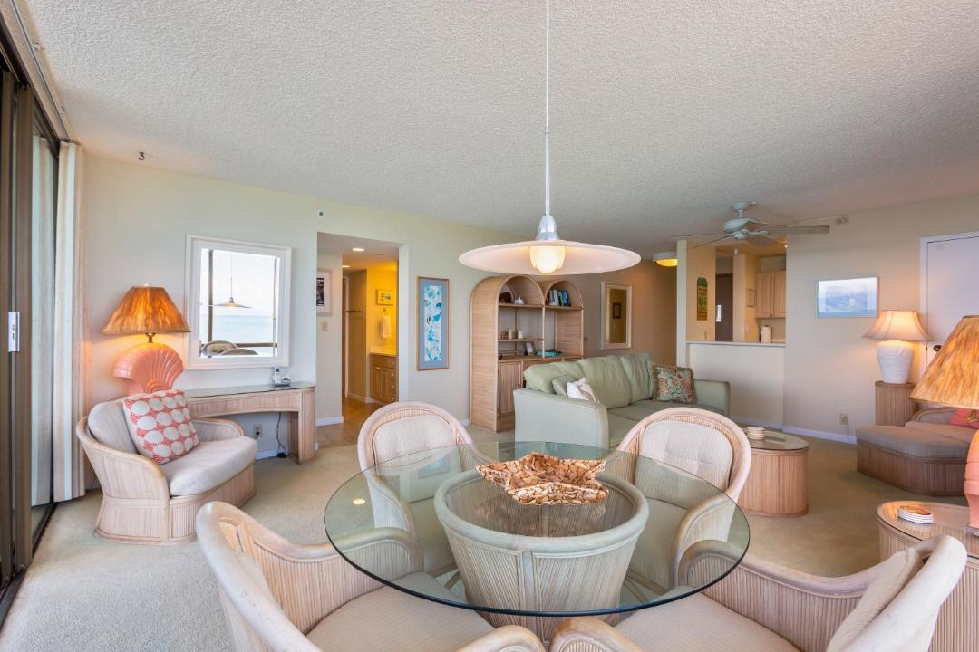 Photo of Livingroom in Kahana