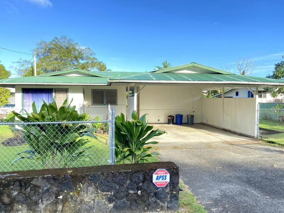 Photo of Buildings in Hilo