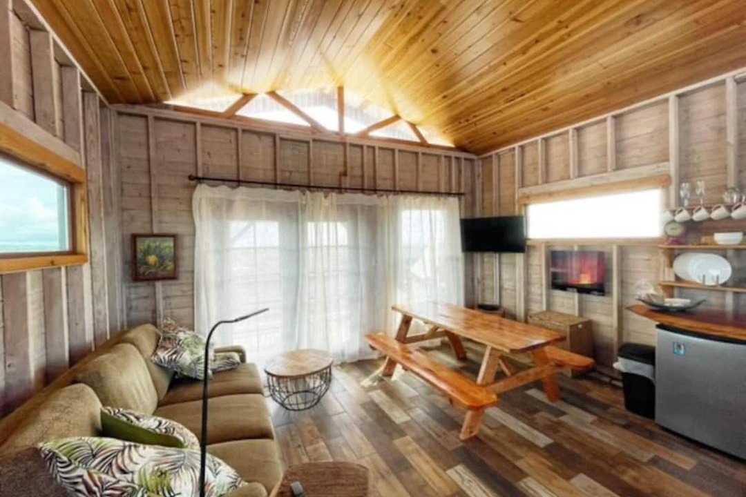 Photo of Livingroom in Kalapana