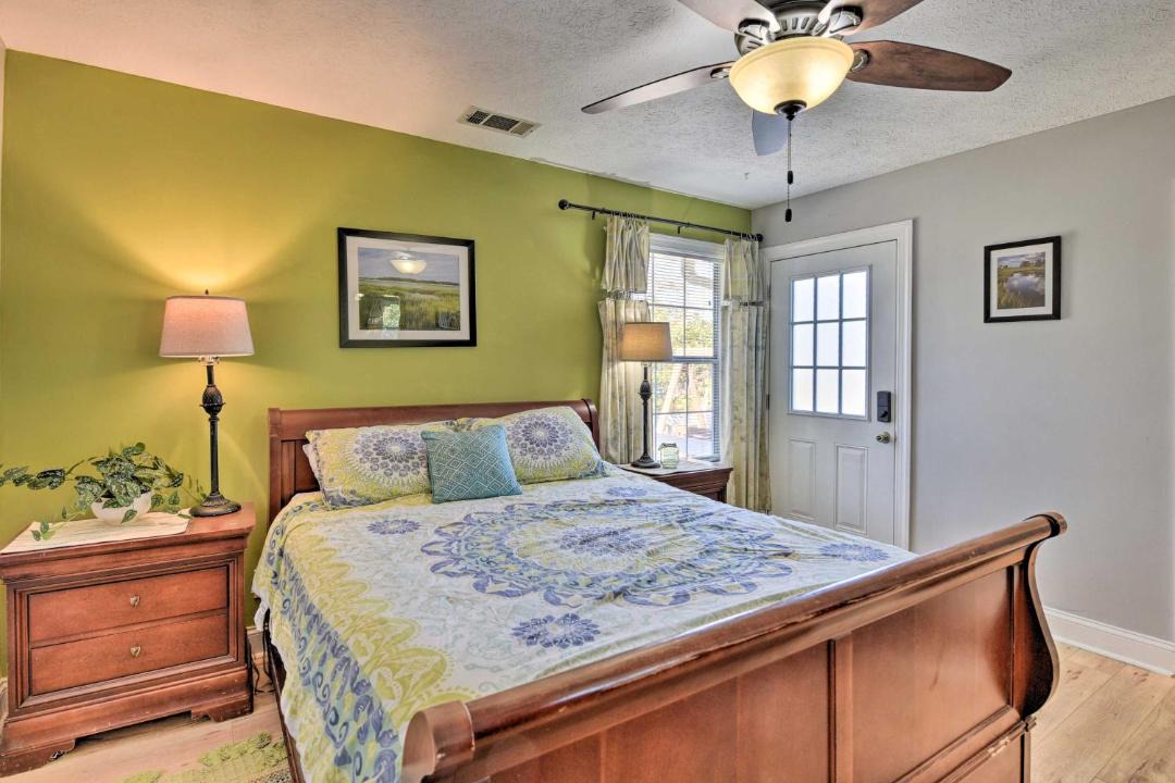 Photo of Bedroom in Whitemarsh Island