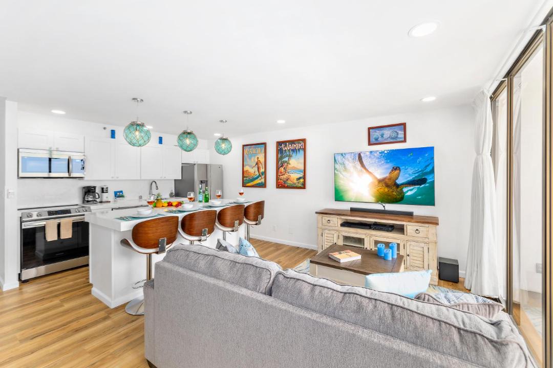 Photo of Livingroom in Waikiki
