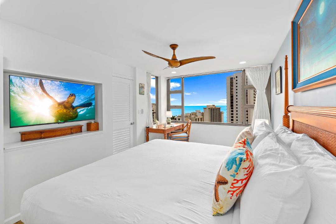 Photo of Bedroom in Waikiki