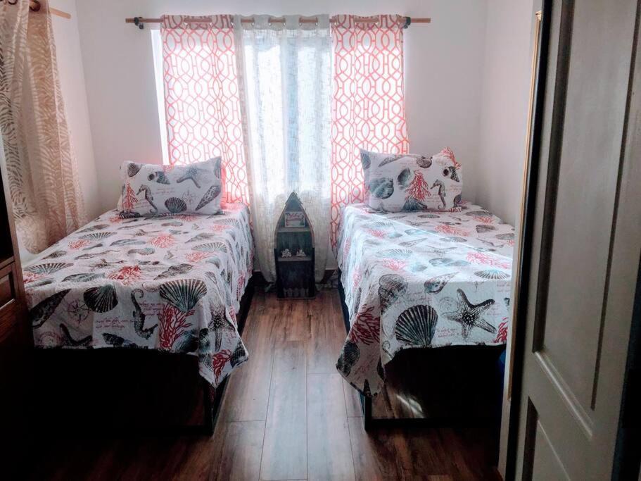 Photo of Bedroom in Makaha