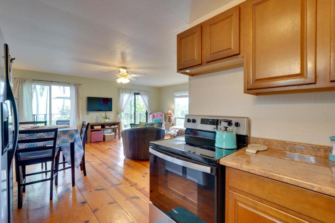 Photo of Kitchen in Kona Palisades
