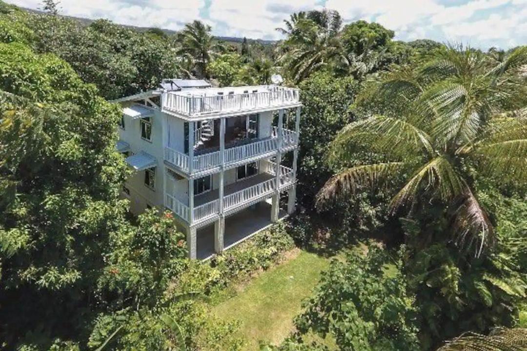 Photo of Buildings in Kehena Beach Estates