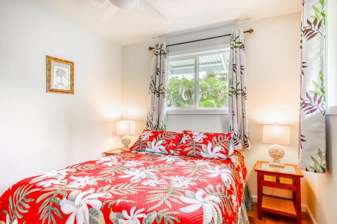 Photo of Bedroom in Keaau