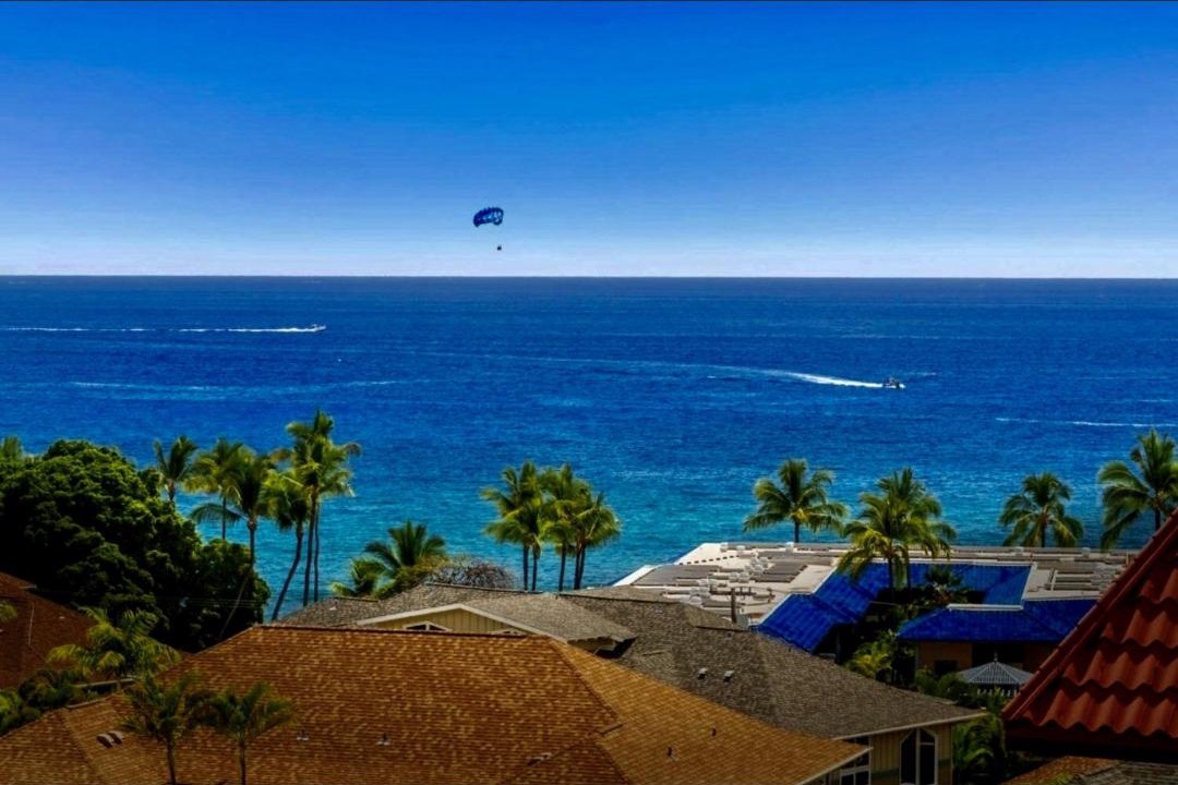 Photo of Others in Historic Kailua Village